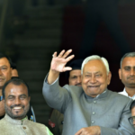 बिहार विधानसभा हंगामा, Bihar Vidhan Sabha Live, बिहार विधान परिषद मार्शल कार्रवाई, विपक्ष विरोध बिहार, Bihar Assembly News