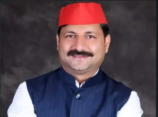 मनोज यादव गिरफ्तारी, सपा प्रवक्ता गिरफ्तार, बाराबंकी न्यूज, एससी एसटी एक्ट मामला, यूपी राजनीतिक खबर