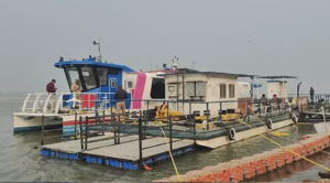 वाराणसी वाटर मेट्रो, नमो घाट रामनगर जल सेवा, प्रयागराज वाटर मेट्रो योजना, गंगा जल परिवहन यूपी, वाराणसी पर्यटन परियोजना