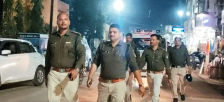 मथुरा सुरक्षा अलर्ट, महाशिवरात्रि होली सुरक्षा यूपी, मथुरा पुलिस चेकिंग, होली गेट चेकिंग अभियान, UP Festival Security