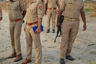 आजमगढ़ मुठभेड़, Azamgarh Encounter News, यूपी पुलिस मुठभेड़, बदमाश गिरफ्तार, उत्तर प्रदेश क्राइम न्यूज, Azamgarh Police Action