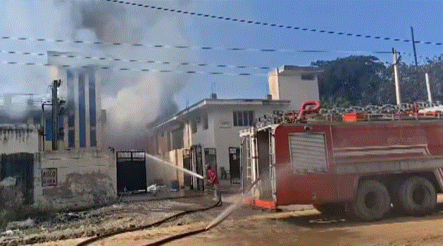 राजस्थान फैक्टरी आग, केमिकल फैक्टरी हादसा, राजस्थान आग हादसा, फैक्टरी में आग, औद्योगिक दुर्घटना, फायर ब्रिगेड रेस्क्यू