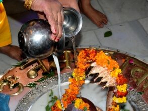 महाशिवरात्रि 2026 भारत में महाशिवरात्रि महाशिवरात्रि की शुभकामनाएं राष्ट्रपति द्रौपदी मुर्मु शुभकामना उपराष्ट्रपति सीपी राधाकृष्णन संदेश प्रधानमंत्री नरेंद्र मोदी महाशिवरात्रि रक्षा मंत्री राजनाथ सिंह आशीर्वाद केंद्रीय गृह मंत्री अमित शाह शुभकामना केंद्रीय मंत्री नितिन गडकरी मुख्यमंत्री योगी आदित्यनाथ भगवान शिव पूजा शिवलिंग आराधना महादेव रात्रि जागरण उत्तर प्रदेश महाशिवरात्रि देशभर में महाशिवरात्रि