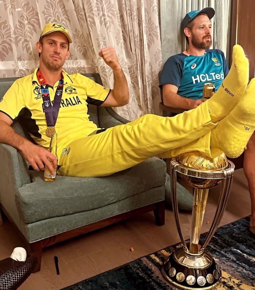 श्रीलंका बनाम ऑस्ट्रेलिया SL vs AUS विश्व कप ऑस्ट्रेलिया सुपर-8 क्वालीफिकेशन विश्व कप क्रिकेट अपडेट श्रीलंका की जीत जिम्बाब्वे बनाम आयरलैंड मैच क्रिकेट विश्व कप 2026 ऑस्ट्रेलिया टीम हार सुपर-8 रेस क्रिकेट न्यूज हिंदी