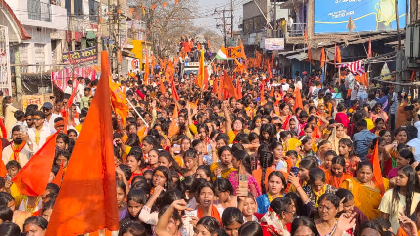 शाहजहांपुर लाट साहब जुलूस, कड़ी सुरक्षा व्यवस्था, एसपी रूट मार्च, अर्धसैनिक बल तैनाती, उत्तर प्रदेश खबर