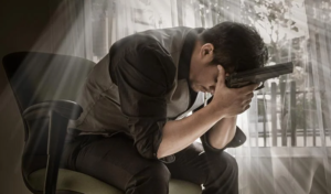 युवक आत्महत्या, यूपी न्यूज, गोली मारकर आत्महत्या, वायरल वीडियो, पुलिस जांच