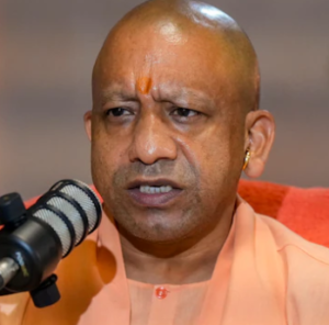 योगी आदित्यनाथ, यूपी विकास, पीएम मोदी योजना, जनता को राहत, उत्तर प्रदेश सरकार, इंफ्रास्ट्रक्चर