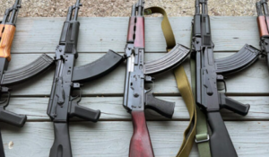 कांकेर नक्सली सरेंडर, छत्तीसगढ़ नक्सल खबर, AK-47 बरामद, निखिल राखेचा, नक्सल उन्मूलन अभियान, नक्सल सरेंडर न्यूज