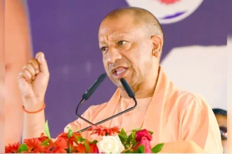 सीएम योगी काशी दौरा, बाबा विश्वनाथ दर्शन, काल भैरव मंदिर, काशी कोतवाल, वाराणसी न्यूज, यूपी मुख्यमंत्री