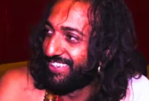 IITian बाबा लव स्टोरी, प्रीतिका इंजीनियर प्रेम कहानी, आश्रम में प्यार, उत्तर प्रदेश खबर, अनोखी लव स्टोरी