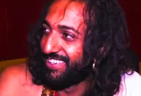 IITian बाबा लव स्टोरी, प्रीतिका इंजीनियर प्रेम कहानी, आश्रम में प्यार, उत्तर प्रदेश खबर, अनोखी लव स्टोरी