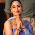 जान्हवी कपूर, जान्हवी कपूर साड़ी लुक, Janhvi Kapoor Photos, बॉलीवुड फैशन, एथनिक लुक, ग्लैमरस तस्वीरें, बॉलीवुड अभिनेत्री, वायरल फोटो