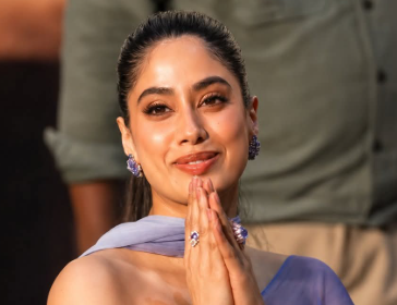 जान्हवी कपूर, जान्हवी कपूर साड़ी लुक, Janhvi Kapoor Photos, बॉलीवुड फैशन, एथनिक लुक, ग्लैमरस तस्वीरें, बॉलीवुड अभिनेत्री, वायरल फोटो