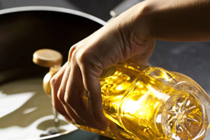 खाद्य तेल आयात, नेपाल ड्यूटी फ्री आयात, edible oil import India, खाद्य तेल कीमतें, रिफाइंड ऑयल, भारत नेपाल व्यापार, cooking oil news, edible oil market