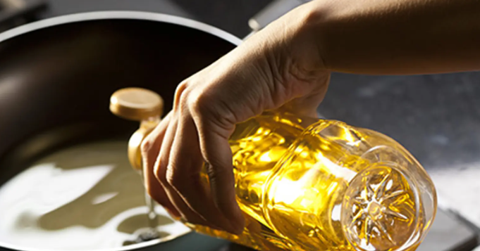 खाद्य तेल आयात, नेपाल ड्यूटी फ्री आयात, edible oil import India, खाद्य तेल कीमतें, रिफाइंड ऑयल, भारत नेपाल व्यापार, cooking oil news, edible oil market