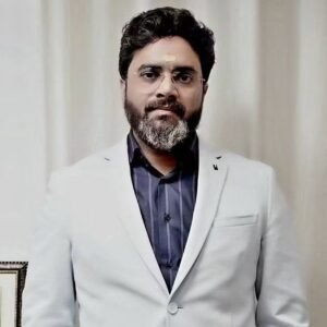काशी विश्वनाथ मंदिर के CEO विश्वभूषण मिश्र का तबादला