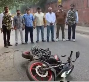 दिल्ली आस्था कुंज पार्क में नाबालिग से गैंगरेप का आरोप,