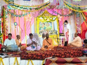 नवाबगंज में श्रीकृष्ण जन्मोत्सव महोत्सव 