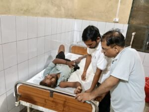 नवाबगंज-अचरा मार्ग पर बाइक हादसा