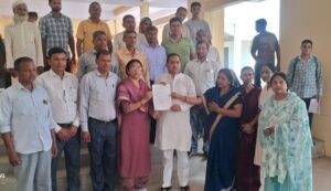 मुरादाबाद में टीईटी पास शिक्षामित्रों के नियमितीकरण की मांग