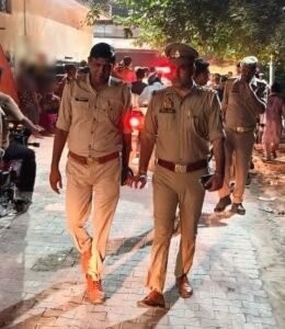 मुरादाबाद में सड़कों पर उतरी पुलिस