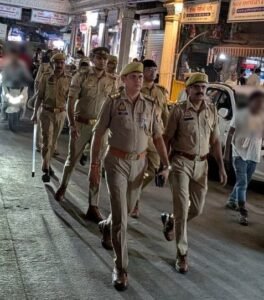 मुरादाबाद में सड़कों पर उतरी पुलिस