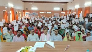 मुरादाबाद में 265 परिवारों को मिले राशन कार्ड