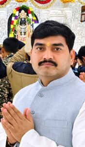 मिल्कीपुर में बाबा गोरखनाथ की सियासी पहचान बरकरार