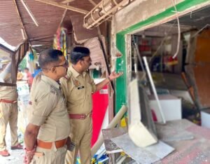 अगवानपुर पिज्जा शॉप में जोरदार धमाका