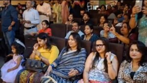 यूरो किड्स आशियाना के वार्षिक उत्सव में बच्चों ने बिखेरी सांस्कृतिक छटा