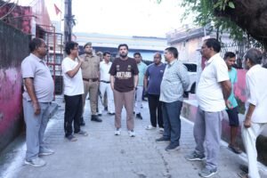 दौलत बाग में नगर आयुक्त का निरीक्षण