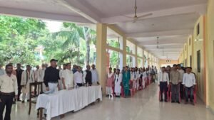 दौलारी में छात्रवृत्ति कार्यक्रम