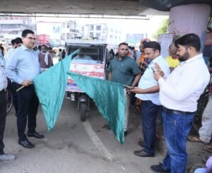 अयोध्या में श्रमिक सम्मान स्वास्थ्य शिविर