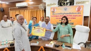 फर्रुखाबाद के 22,627 बाढ़ प्रभावित किसानों को मिलेगी 11.50 करोड़ की राहत