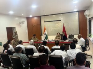 त्योहारों से पहले एसपी आरती सिंह ने व्यापारियों को दिए निर्देश