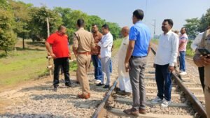 उसका बाजार रामलीला मैदान का ASP-ADM ने किया निरीक्षण