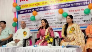 फर्रुखाबाद विज्ञान प्रदर्शनी में आशु सिंह प्रथम