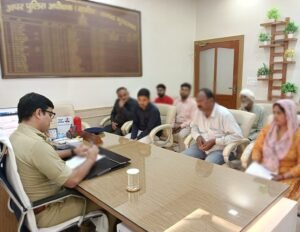 मुरादाबाद में जनसुनवाई