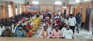 दलपतपुर में 200 श्रमिकों का पंजीयन