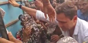 इमरान खान को 'भारत छोड़ो' नोटिस